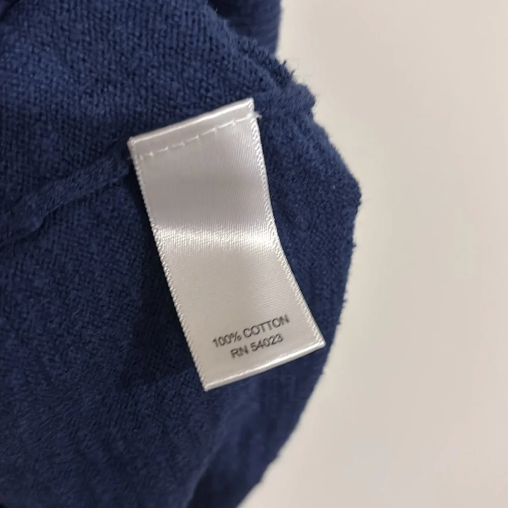 Banana Republic Men's Blue Sweater size XLarge